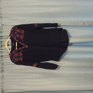 Long sleeve embroidered women's top